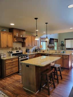 Pine Valley, Cfalls - Image 5