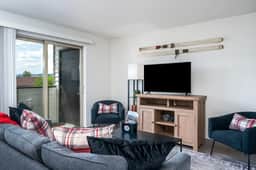 6 Aria-Memories on the Mountain 2BR - Image 2