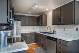 11 Aria - Peaceful Pines Place 1BDR - Image 4