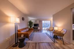 8 Aria-Modern 1BR | Walk Downtown - Image 3