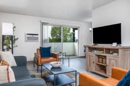 12 Aria - Gone Fishing Getaway 1BR - Image 2