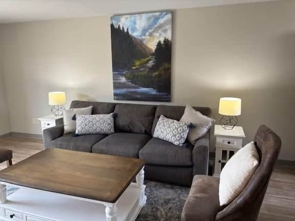 7 Aria - Riverbend Retreat w/Pet - Image 2