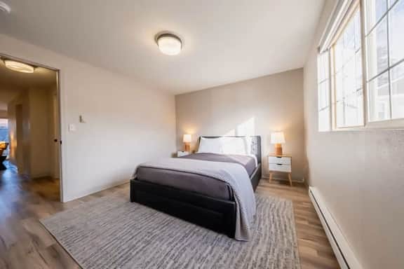 8 Aria-Modern 1BR | Walk Downtown - Image 4