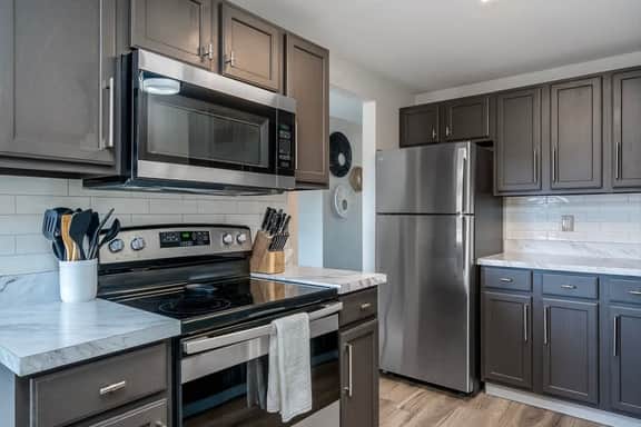 9 Aria - Walk Dwntwn | Near Glacier - Image 5